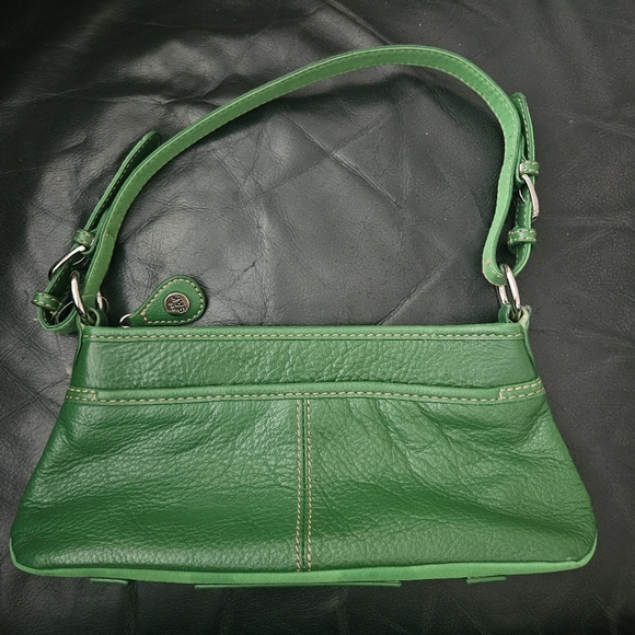 The Sak Green 100% Pebbled Leather East West Small Boho Shoulder Bag Purse Bag - Picture 15 of 15